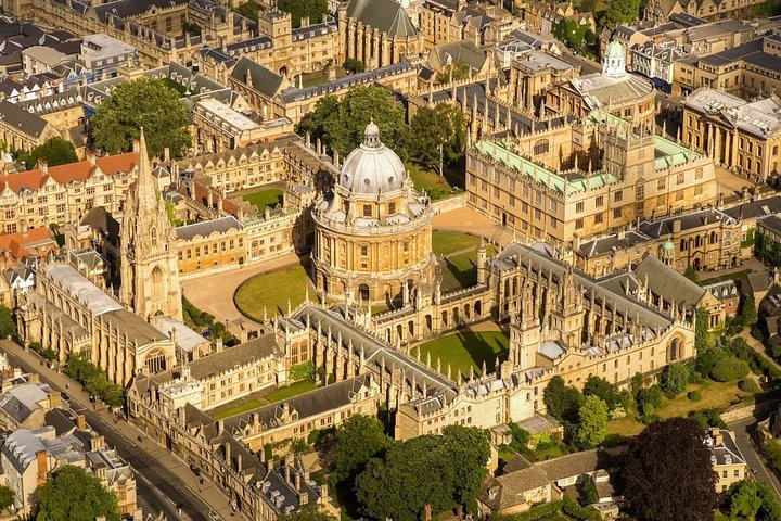 Step back in time with Oxford Private Day Tour - Photo 1 of 19